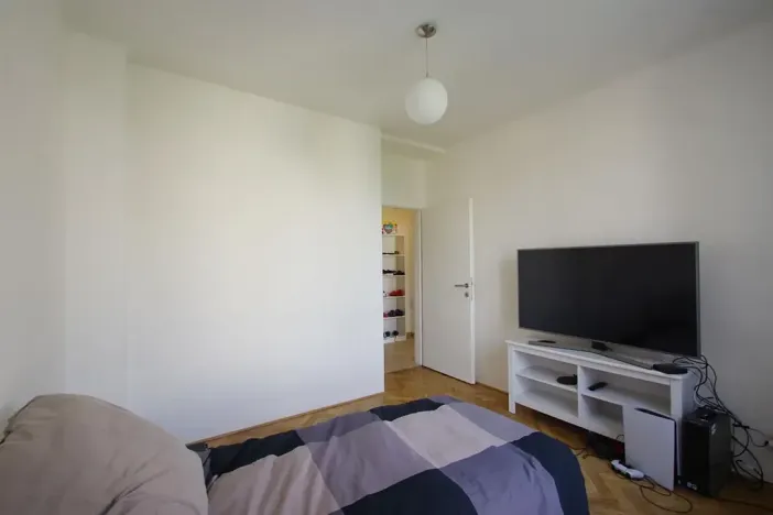 Pronájem bytu 2+kk, Praha - Vinohrady, náměstí Jiřího z Lobkovic, 35 m2