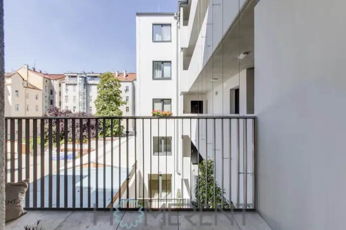 Pronájem bytu 2+kk, Praha, Vyšehradská, 57 m2