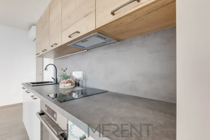 Pronájem bytu 1+kk, Praha, Vyšehradská, 37 m2