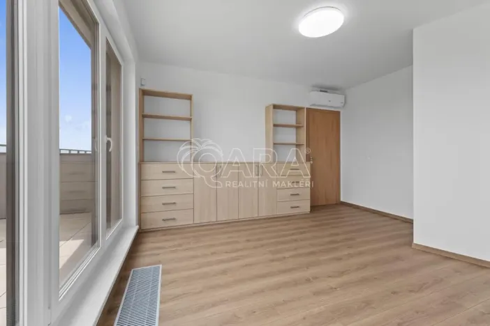 Pronájem bytu 3+kk, Praha - Háje, Výstavní, 97 m2