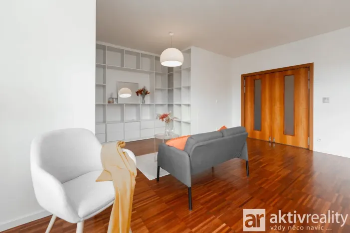 Prodej bytu 3+1, Praha - Žižkov, Mezi domky, 110 m2