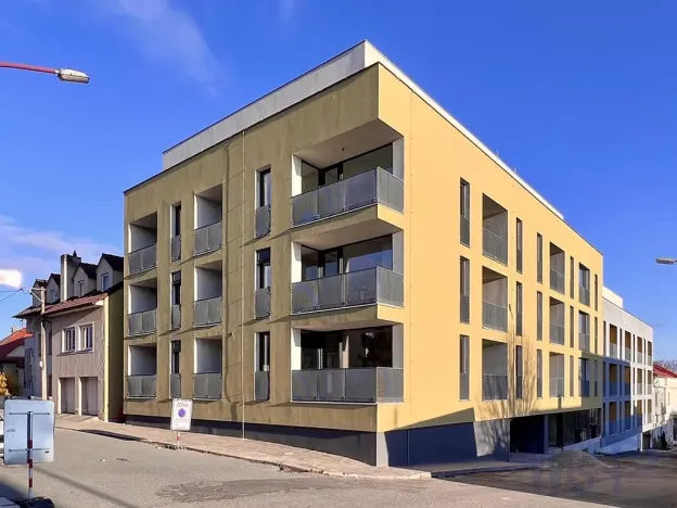 Pronájem bytu 1+kk, Třebíč, Mrštíkova, 45 m2
