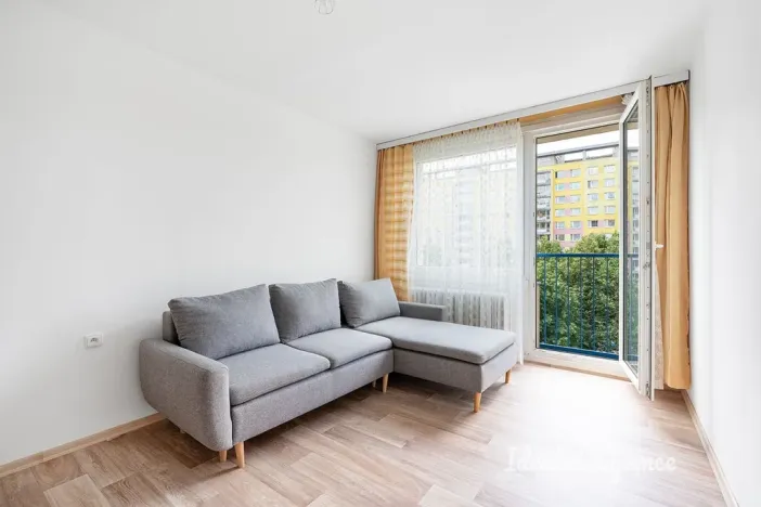 Pronájem bytu 2+kk, Praha, Slancova, 47 m2