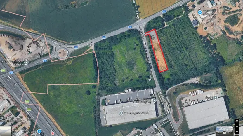 Pronájem komerčního pozemku, Praha, 9000 m2