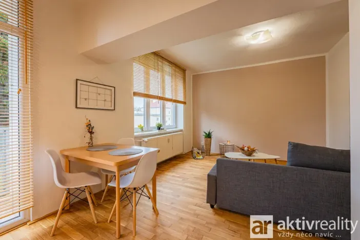 Pronájem bytu 2+1, Neratovice, Dr. E. Beneše, 67 m2