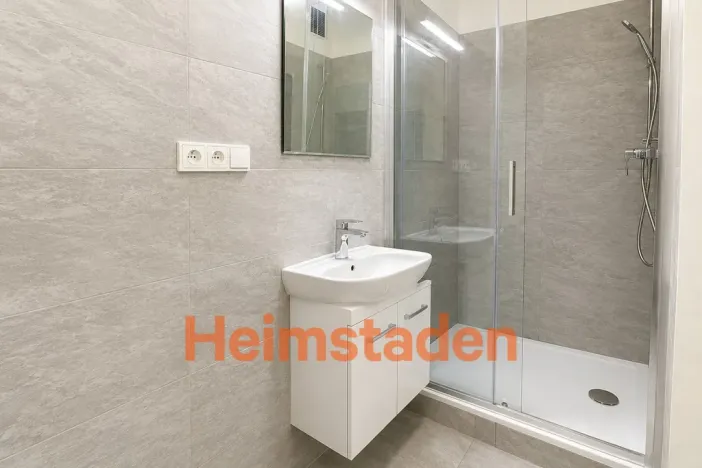 Pronájem bytu 2+kk, Ostrava-Poruba, Nálepkova, 53 m2