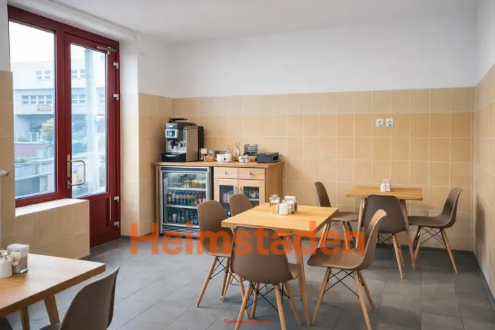 Pronájem obchodního prostoru, Havířov-Šumbark, nám. T. G. Masaryka, 120 m2