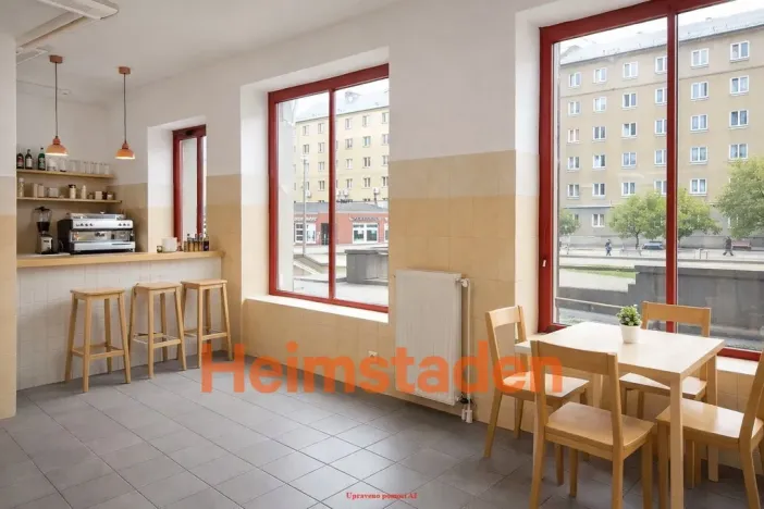 Pronájem kanceláře, Havířov-Šumbark, nám. T. G. Masaryka, 120 m2