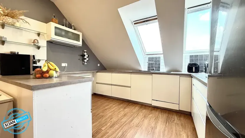 Prodej bytu 3+kk, Krnov, 84 m2