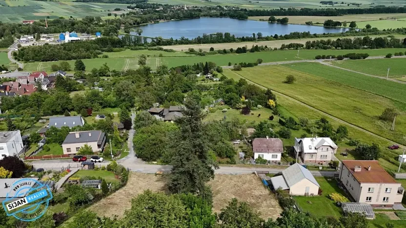 Prodej pozemku pro bydlení, Krnov, 1306 m2