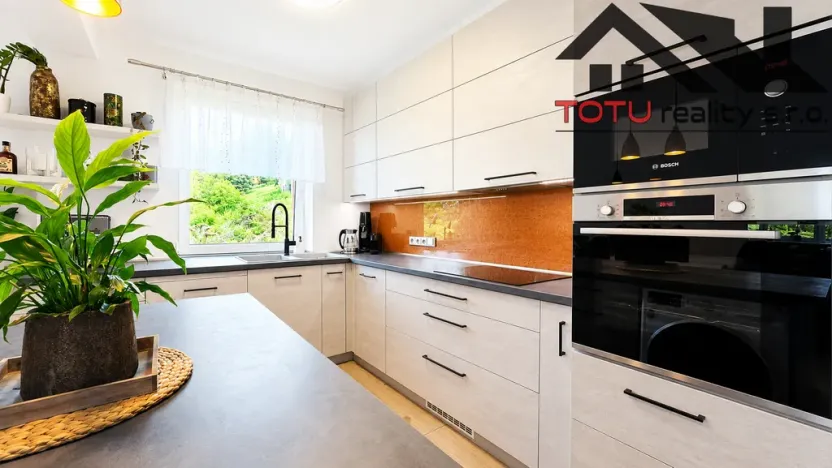 Prodej rodinného domu, Trutnov, 240 m2