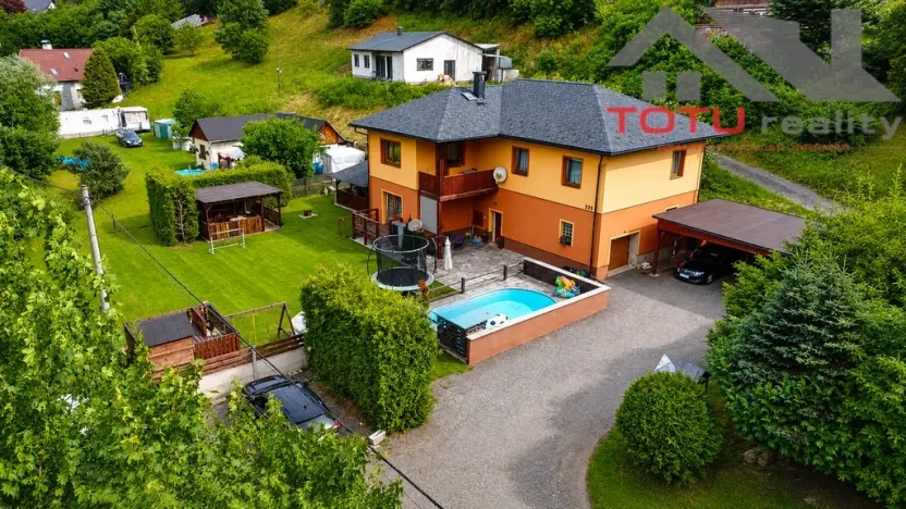 Prodej rodinného domu, Trutnov, 240 m2