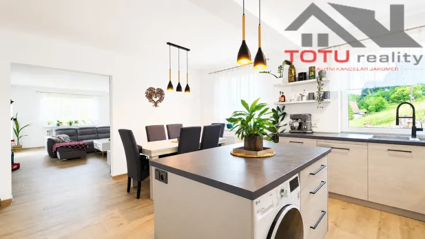 Prodej rodinného domu, Trutnov, 240 m2
