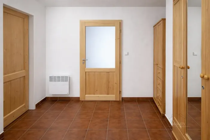 Prodej činžovního domu, Ostružná - Ramzová, 73 m2