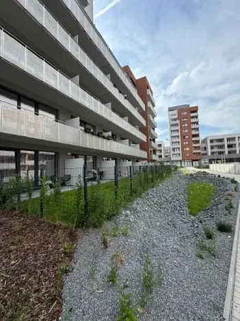 Pronájem bytu 1+kk, Praha - Vysočany, Gerstelova, 39 m2