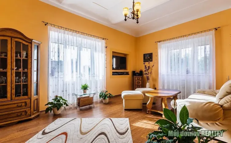 Pronájem vícegeneračního domu, Praha - Písnice, Putimská, 13000 m2