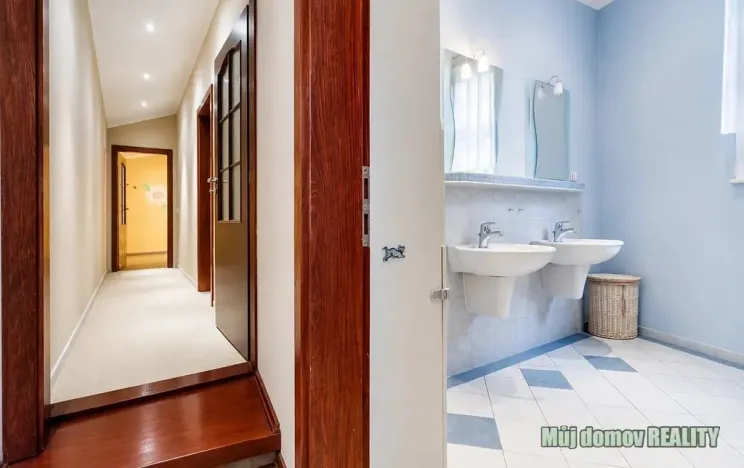 Pronájem vícegeneračního domu, Praha - Písnice, Putimská, 13000 m2