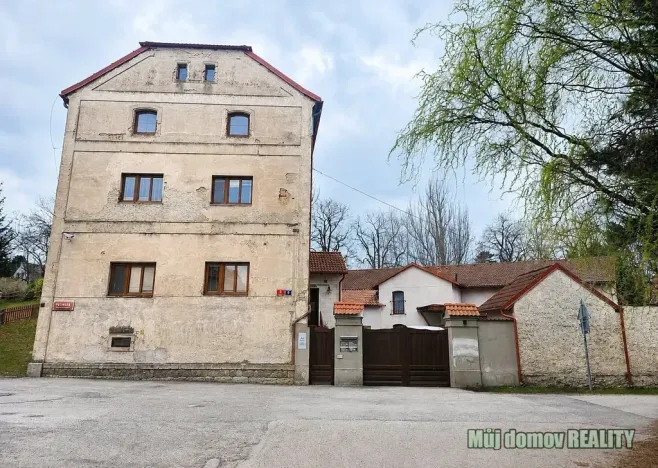 Pronájem vícegeneračního domu, Praha - Písnice, Putimská, 13000 m2