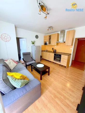 Pronájem bytu 1+1, Praha - Lhotka, Jílovská, 40 m2