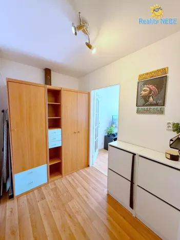 Pronájem bytu 1+1, Praha - Lhotka, Jílovská, 40 m2