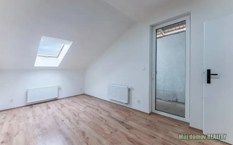 Pronájem bytu 1+kk, Praha - Břevnov, Na břevnovské pláni, 22 m2