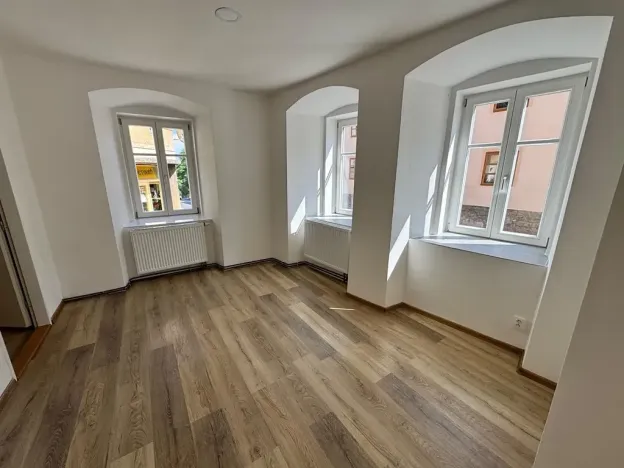 Pronájem bytu 2+kk, Bělá pod Bezdězem, Masarykovo náměstí, 41 m2