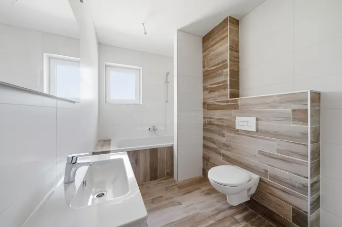 Prodej bytu 2+kk, Bahnhofstraße,Groß-Siegharts,Rakousko, 56 m2