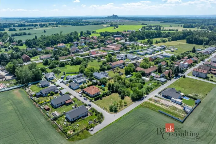 Prodej pozemku pro bydlení, Hrobice, 943 m2