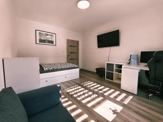 Prodej bytu 3+1, Kadaň, Školní, 56 m2