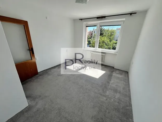 Pronájem bytu 2+1, Znojmo, Vančurova, 58 m2