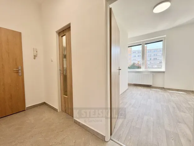 Pronájem bytu 3+kk, České Budějovice - České Budějovice 5, Dobrovodská, 60 m2