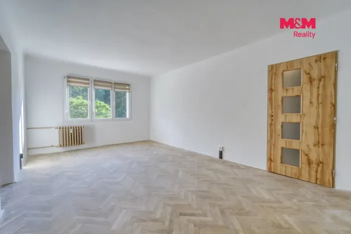 Pronájem bytu 2+1, Plzeň - Doubravka, Smrková, 56 m2
