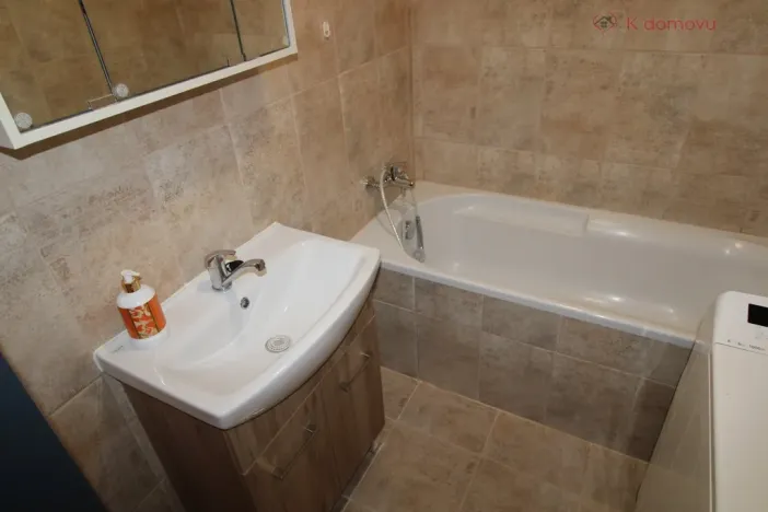 Pronájem bytu 3+1, Luhačovice, Družstevní, 63 m2