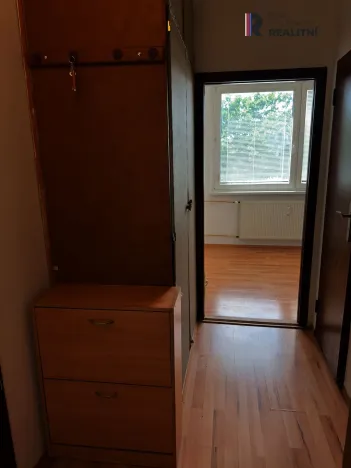 Pronájem bytu 1+1, Zlín, Javorová, 34 m2