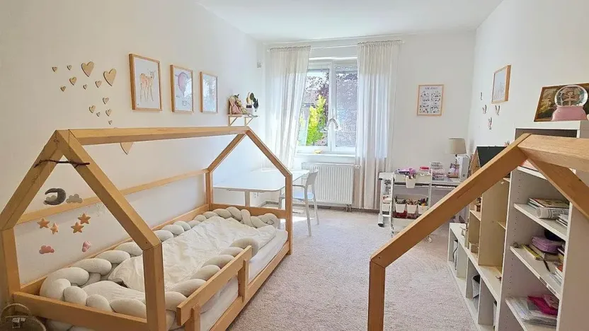 Prodej rodinného domu, Dolní Břežany, Dělnická, 214 m2