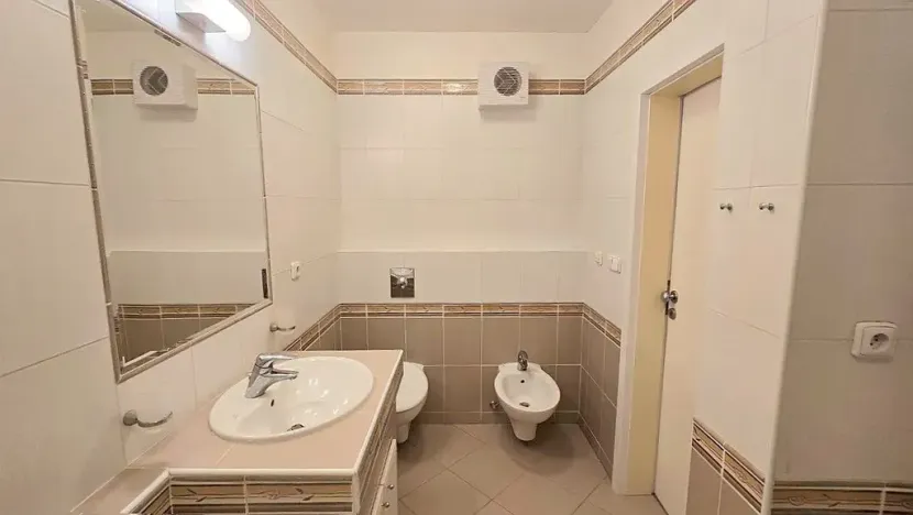 Prodej rodinného domu, Dolní Břežany, Dělnická, 214 m2