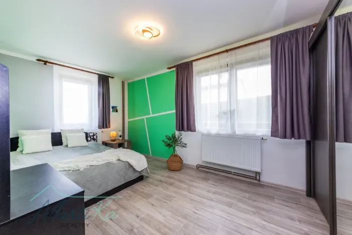Prodej rodinného domu, Zduchovice, 159 m2