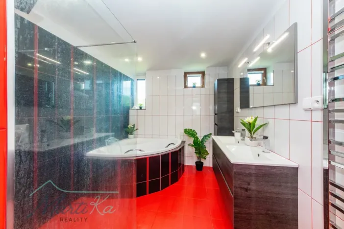Prodej rodinného domu, Zduchovice, 159 m2