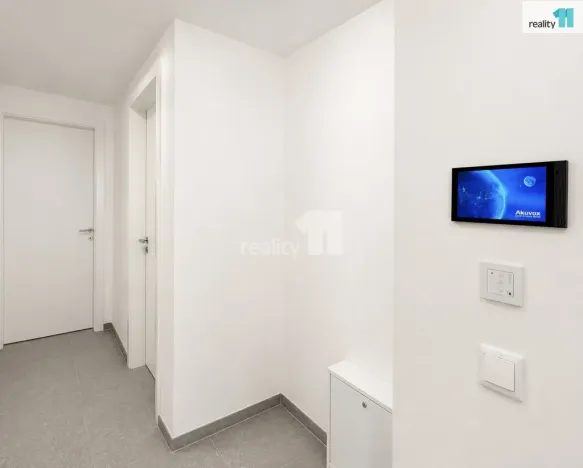 Prodej bytu 2+kk, Praha, Kolmanova, 51 m2