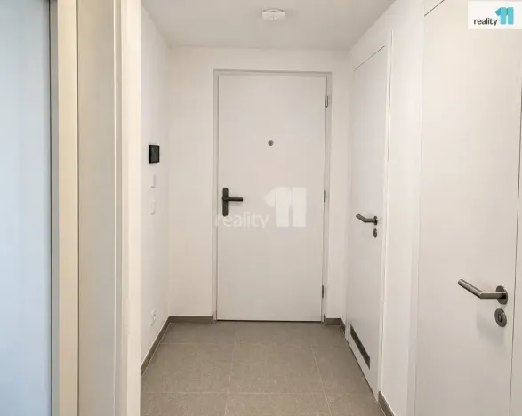Prodej bytu 2+kk, Praha, Kolmanova, 51 m2