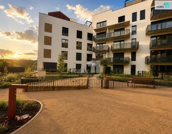 Prodej bytu 2+kk, Praha, Kolmanova, 51 m2