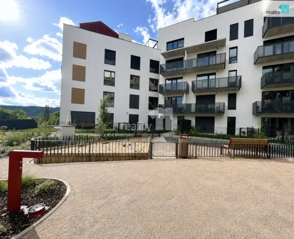 Prodej bytu 2+kk, Praha, Kolmanova, 51 m2