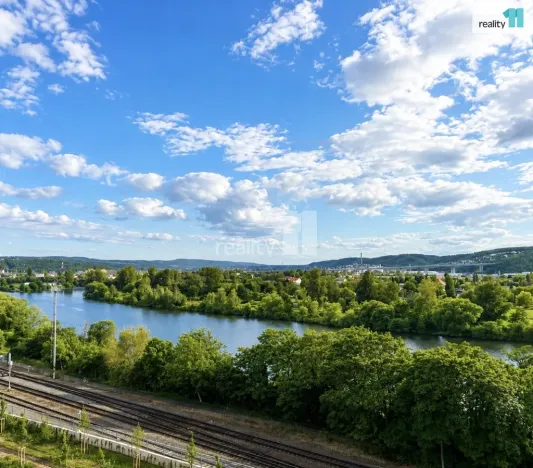 Prodej bytu 2+kk, Praha, Kolmanova, 51 m2