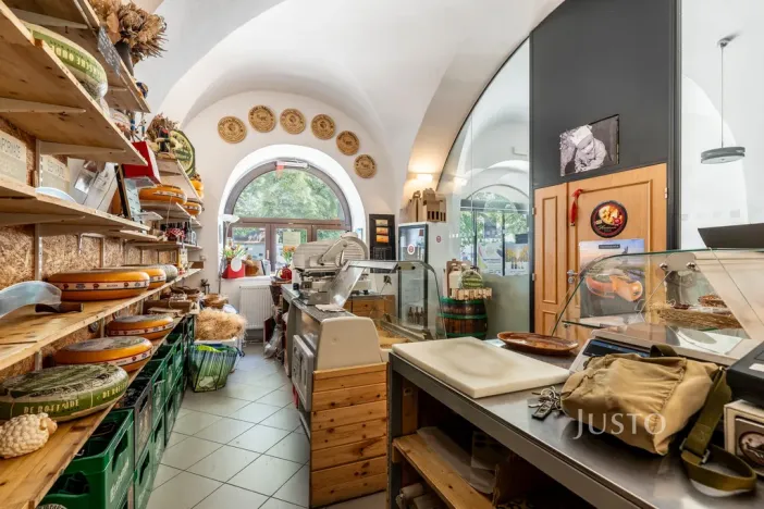 Pronájem obchodního prostoru, Uherské Hradiště, Masarykovo náměstí, 41 m2