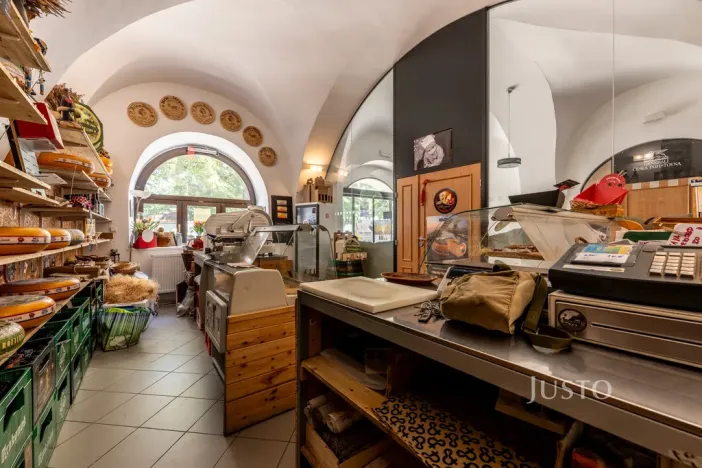 Pronájem obchodního prostoru, Uherské Hradiště, Masarykovo náměstí, 41 m2