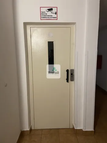Prodej bytu 2+kk, Praha, Bazovského, 45 m2