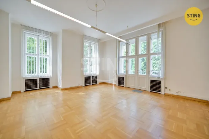 Pronájem kanceláře, Olomouc, Vídeňská, 315 m2