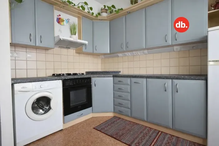 Prodej bytu 1+1, Karlovy Vary, Vítězná, 41 m2