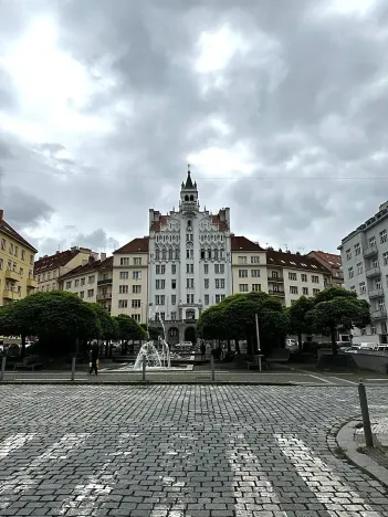 Pronájem bytu 3+kk, Praha - Dejvice, Kyjevská, 75 m2
