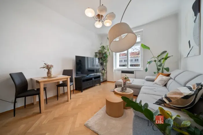 Prodej bytu 2+1, Praha - Vinohrady, Korunní, 47 m2